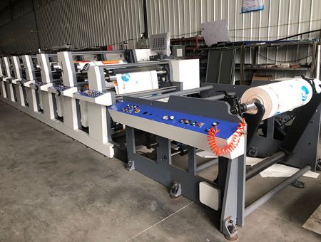 點(diǎn)擊查看詳細(xì)信息<br>標(biāo)題：柔版印刷機(jī) 閱讀次數(shù)：2368